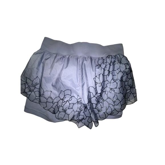 NWOT Womens Lululemon Fabled Forest Short Size 6 - Picture 6 of 10